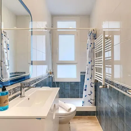 Lägenhet 42nd Station By Next Stop *